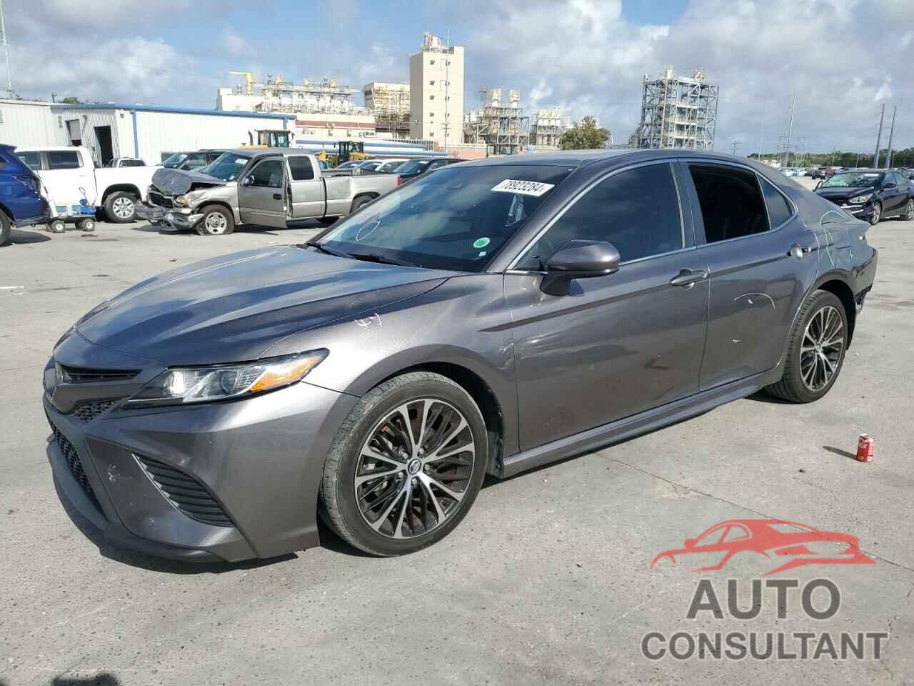 TOYOTA CAMRY 2018 - 4T1B11HK9JU045364