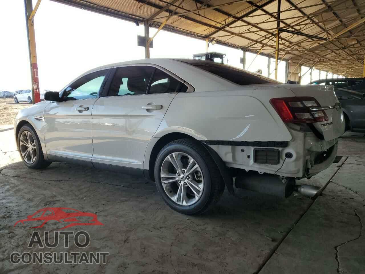 FORD TAURUS 2017 - 1FAHP2D89HG126053