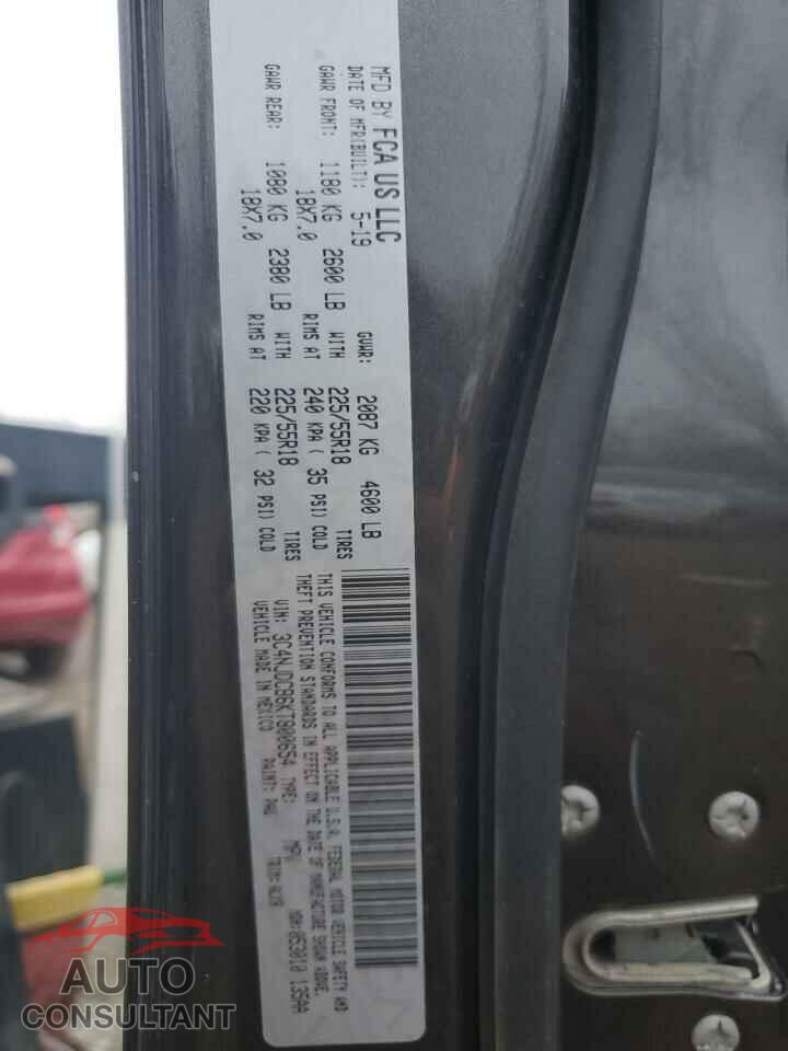 JEEP COMPASS 2019 - 3C4NJDCB6KT800654