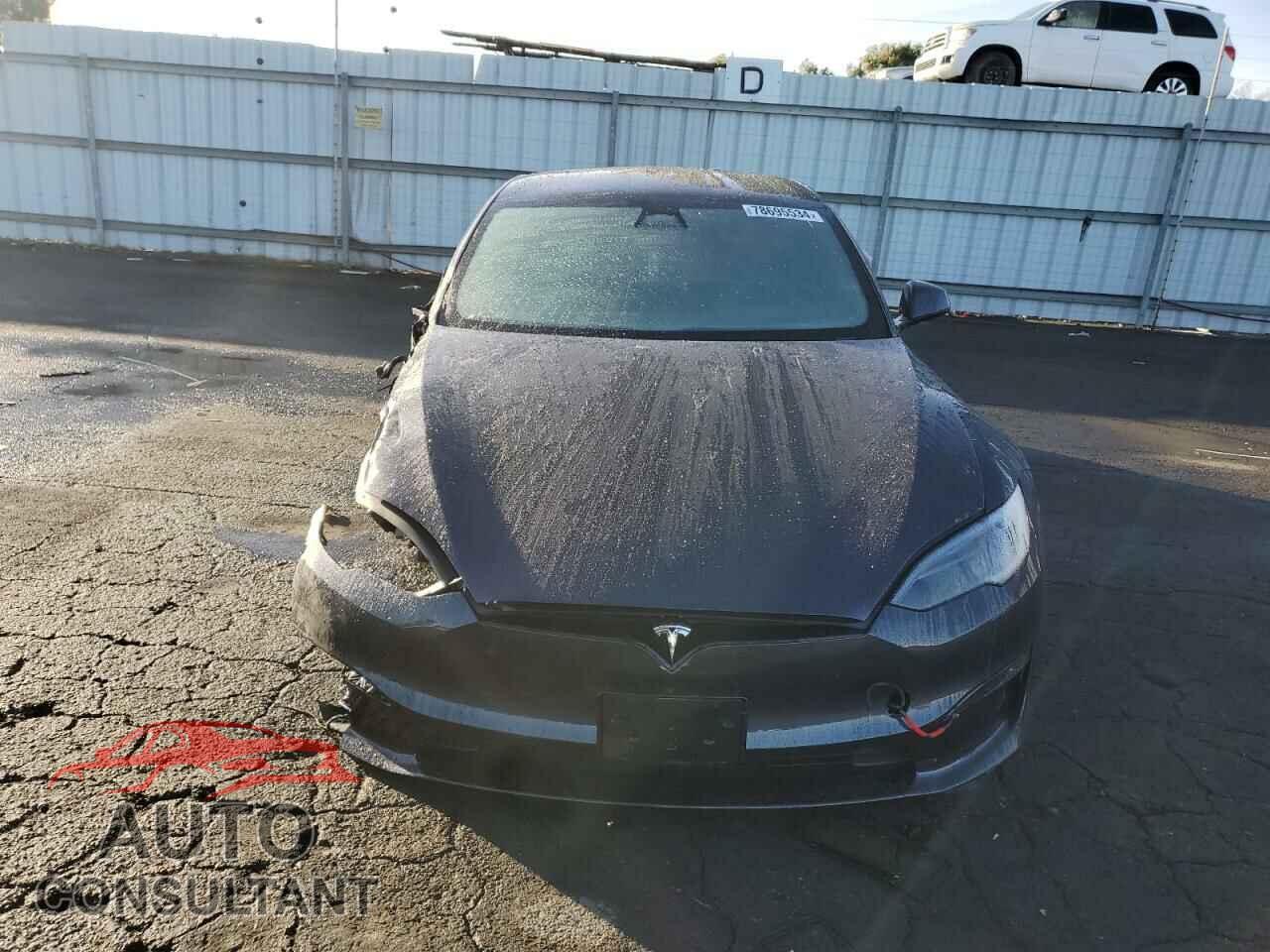TESLA MODEL S 2024 - 5YJSA1E57RF534207