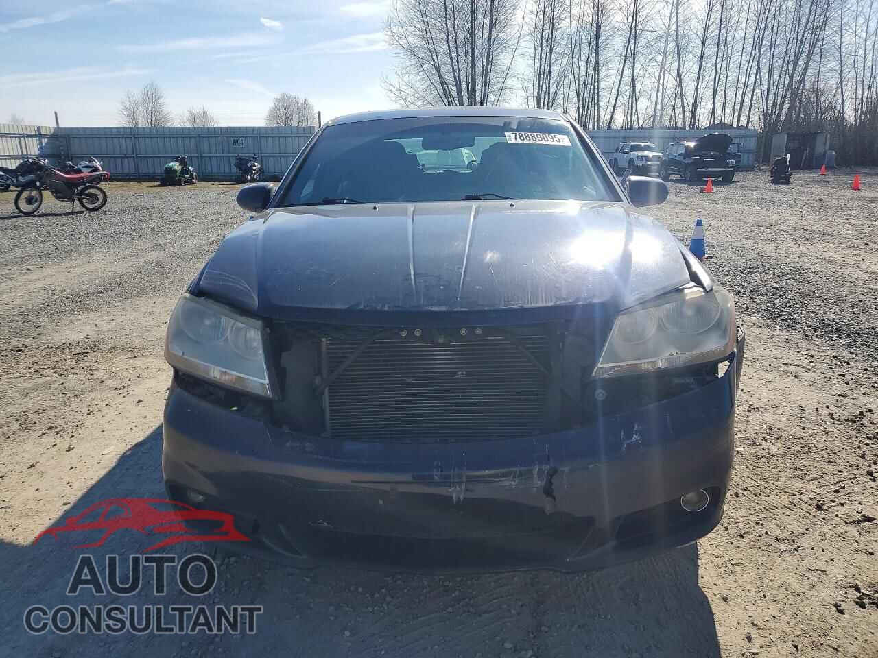 DODGE AVENGER 2011 - 1B3BD2FG5BN528802
