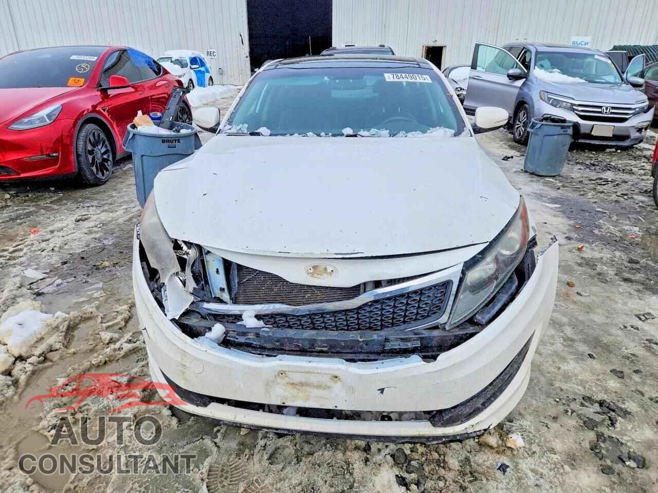 KIA OPTIMA 2012 - 5XXGR4A67CG008971