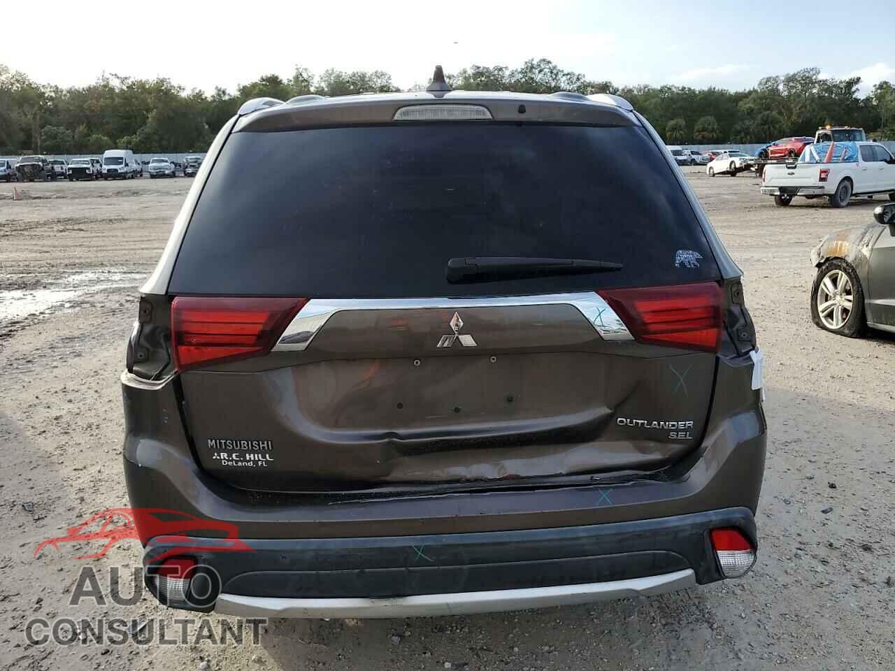 MITSUBISHI OUTLANDER 2017 - JA4AD3A33HZ037029