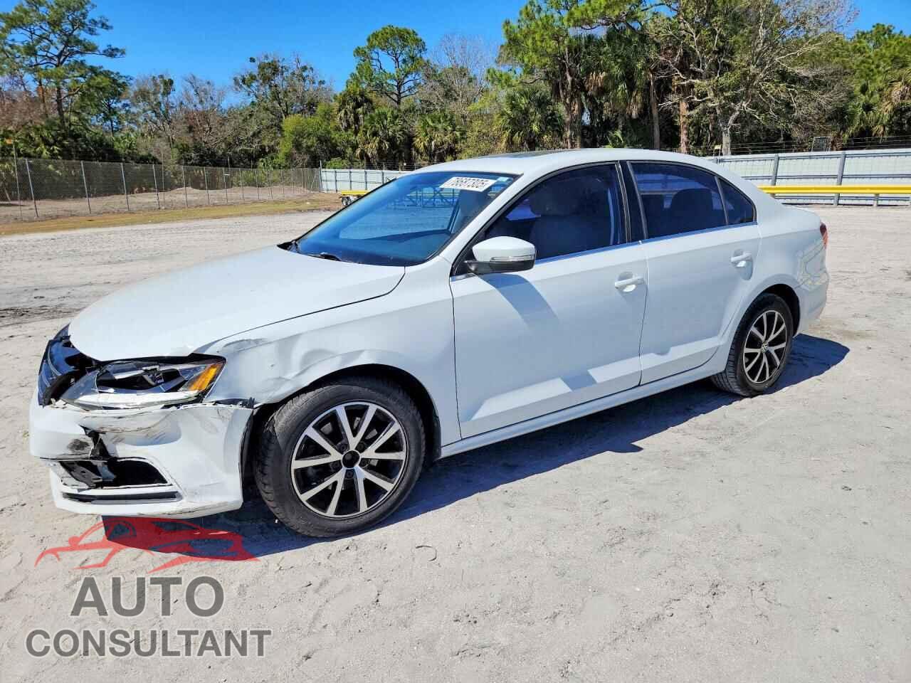 VOLKSWAGEN JETTA 2017 - 3VWDB7AJXHM235278
