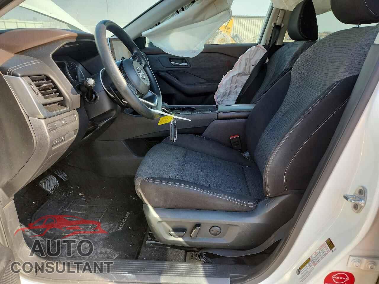NISSAN ROGUE 2023 - 5N1BT3BA2PC794608