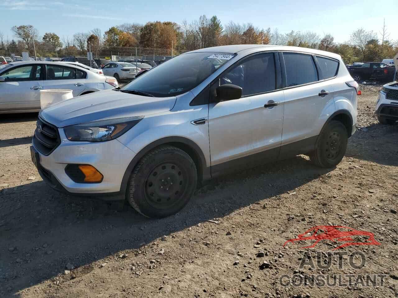 FORD ESCAPE 2018 - 1FMCU0F70JUB92760