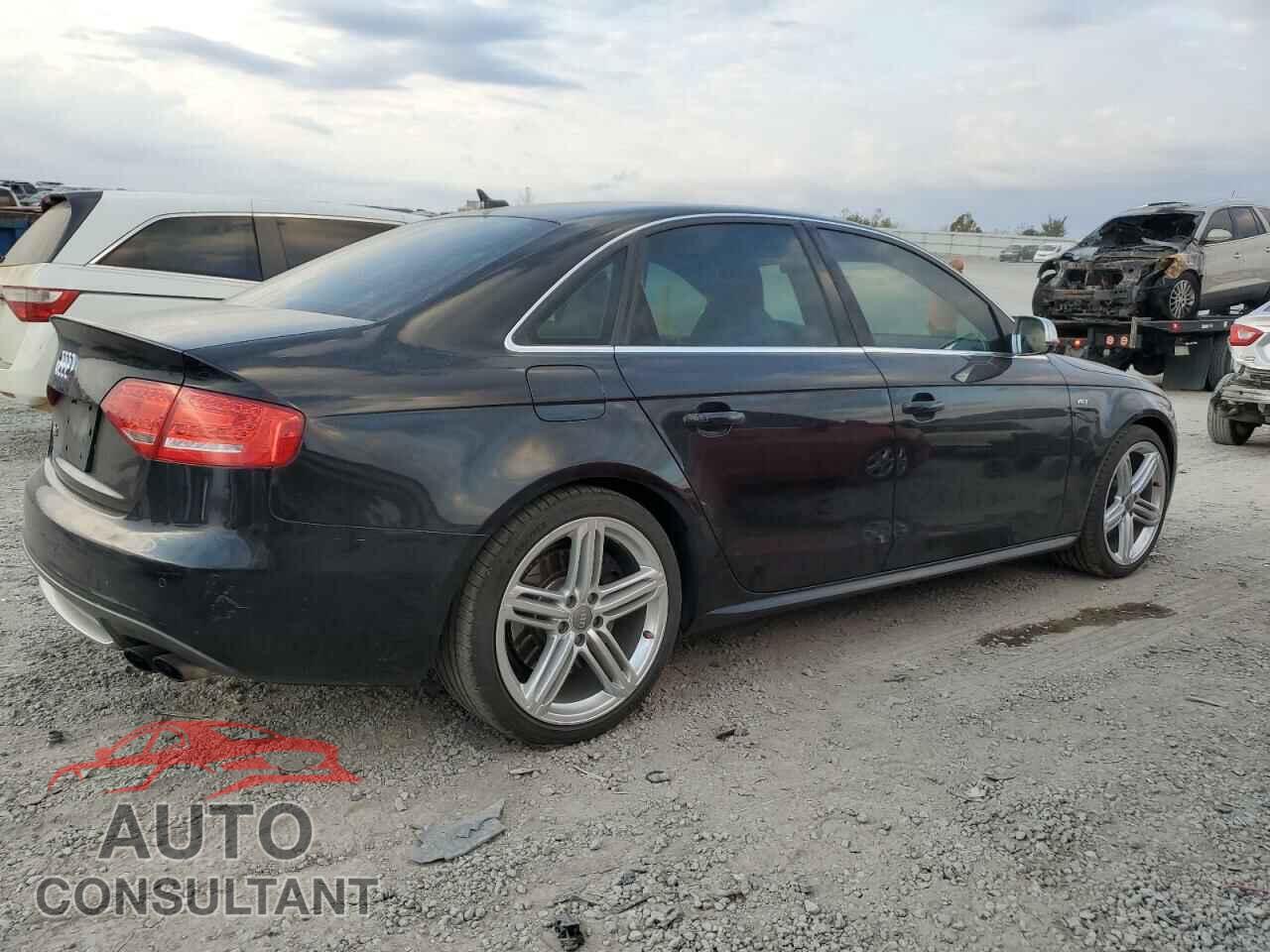 AUDI S4/RS4 2012 - WAUMGAFL7CA034579