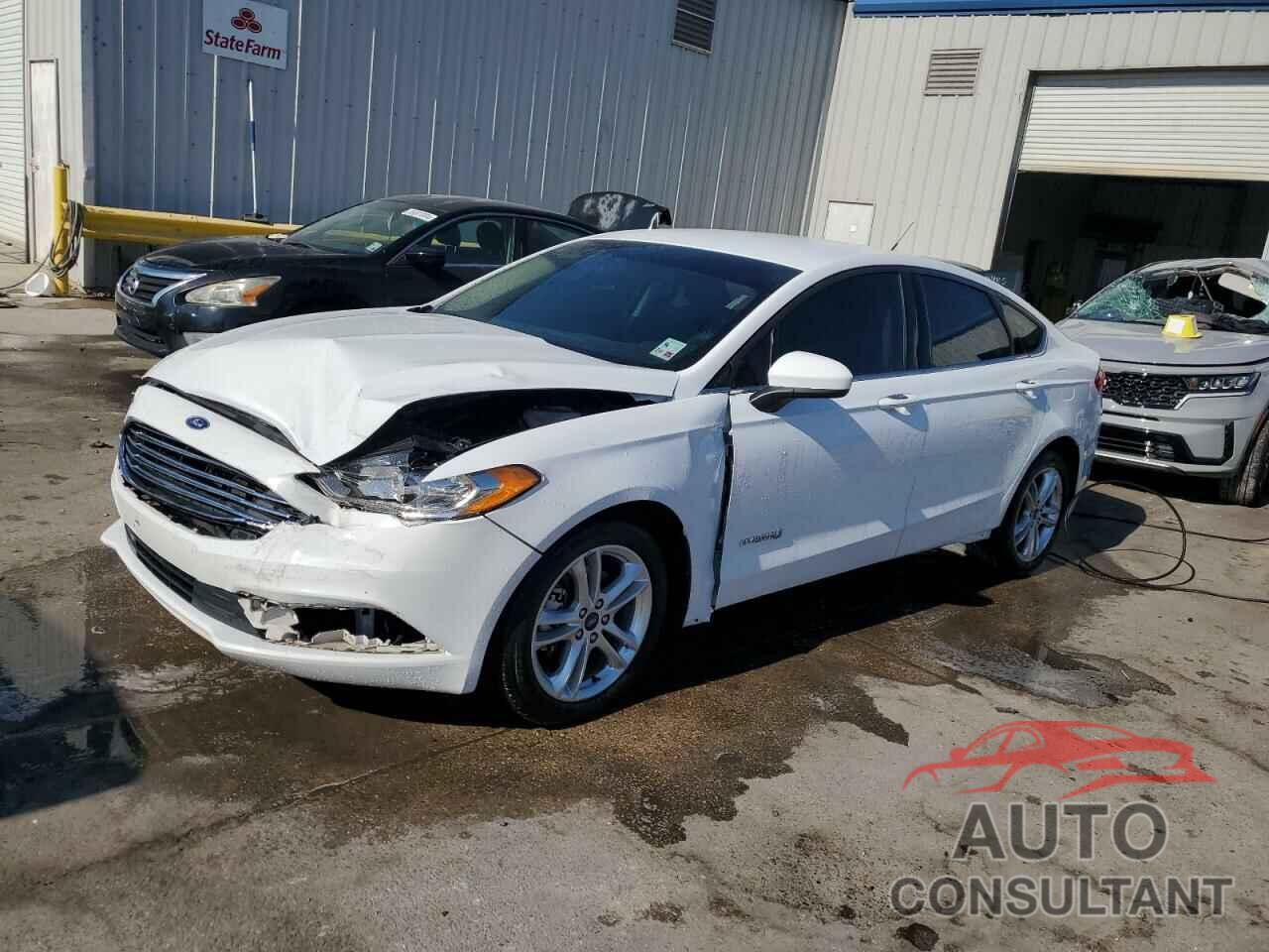 FORD FUSION 2018 - 3FA6P0LUXJR190076