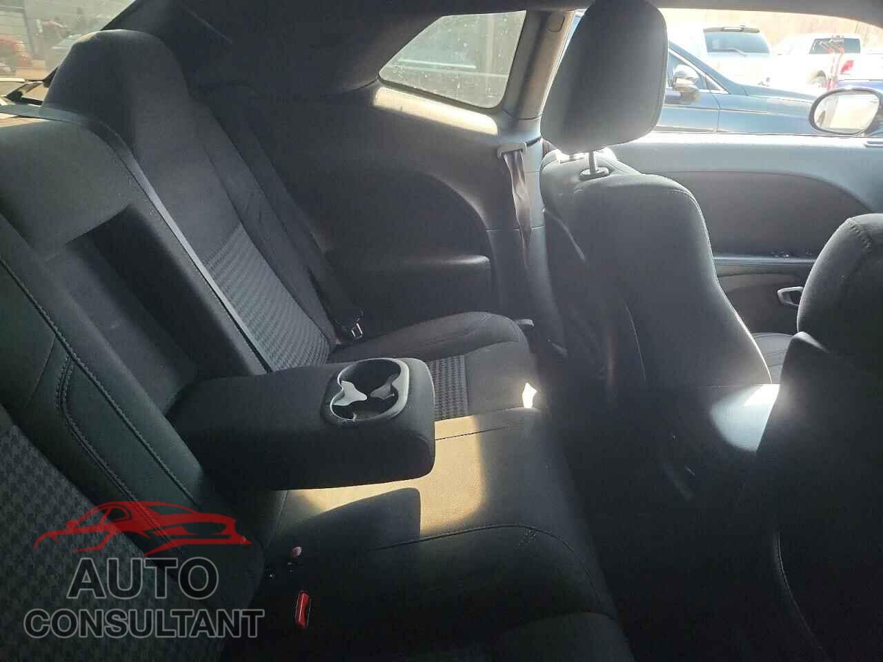 DODGE CHALLENGER 2018 - 2C3CDZAG5JH123800