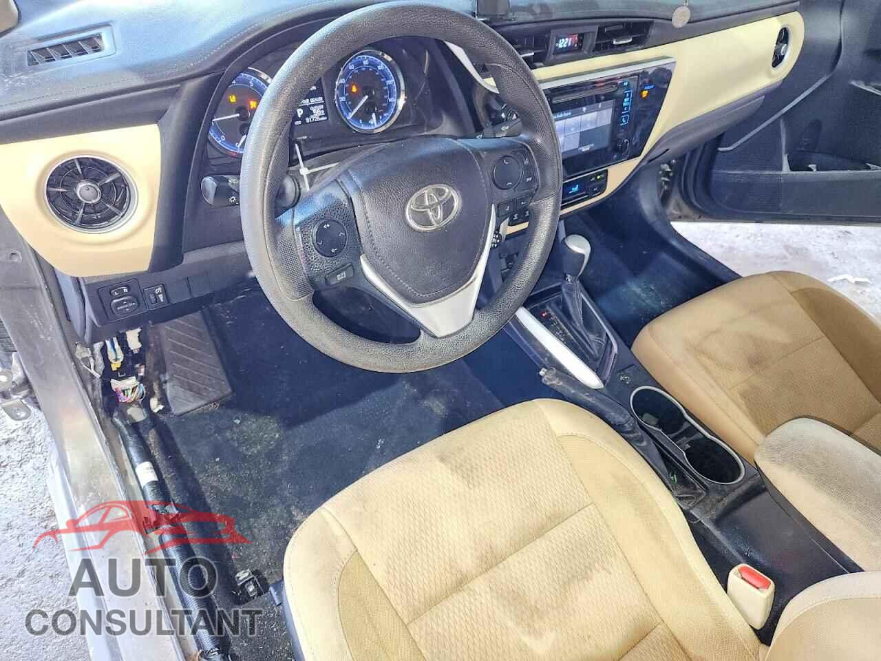 TOYOTA COROLLA 2019 - 2T1BURHEXKC190870