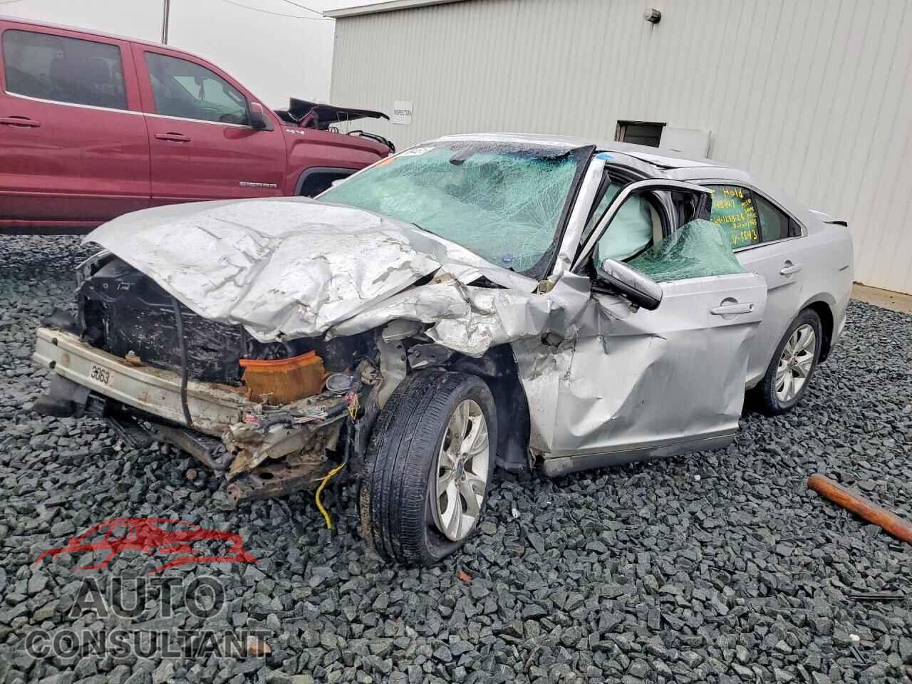 FORD TAURUS 2011 - 1FAHP2FW2BG155543