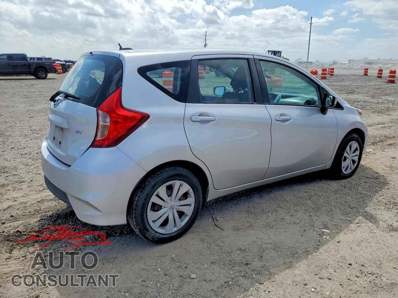 NISSAN VERSA NOTE 2017 - 3N1CE2CP9HL361814