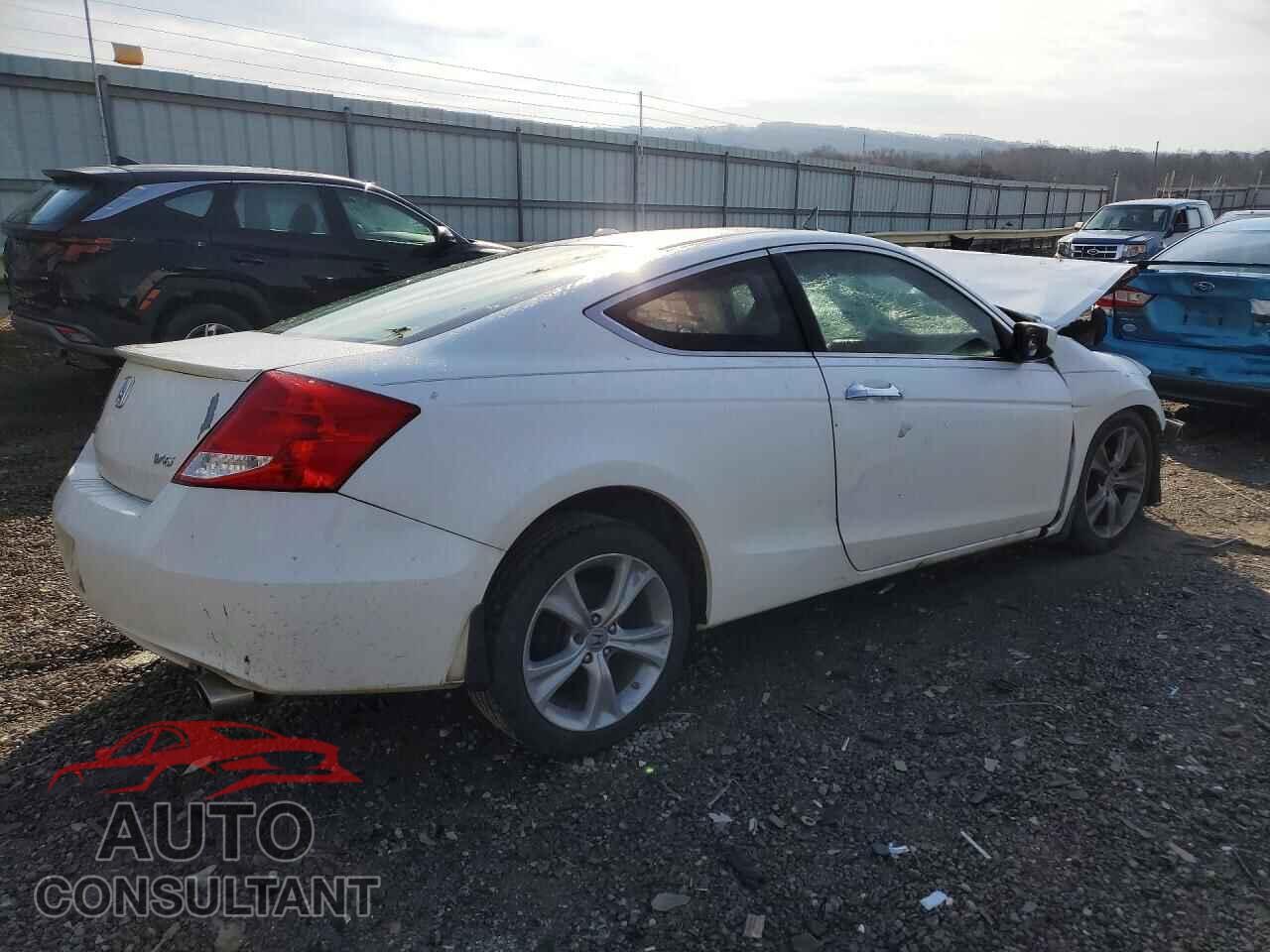 HONDA ACCORD 2011 - 1HGCS2B83BA000854