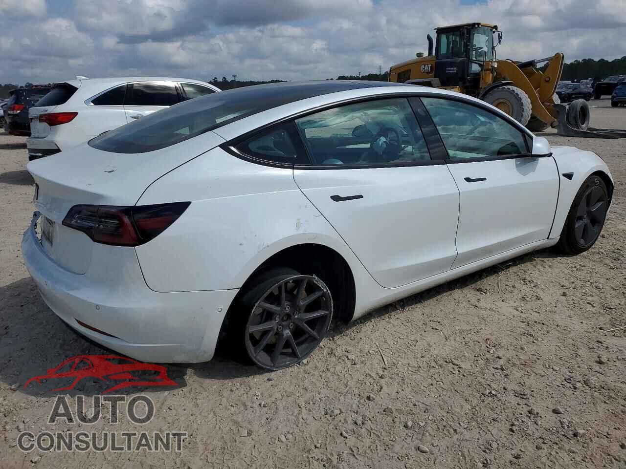 TESLA MODEL 3 2022 - 5YJ3E1EA9NF357045