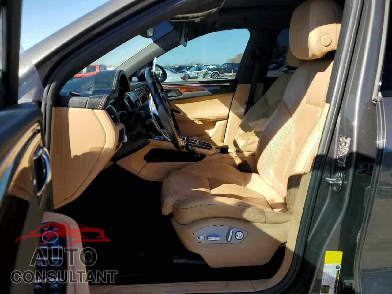 PORSCHE MACAN 2018 - WP1AA2A52JLB21862