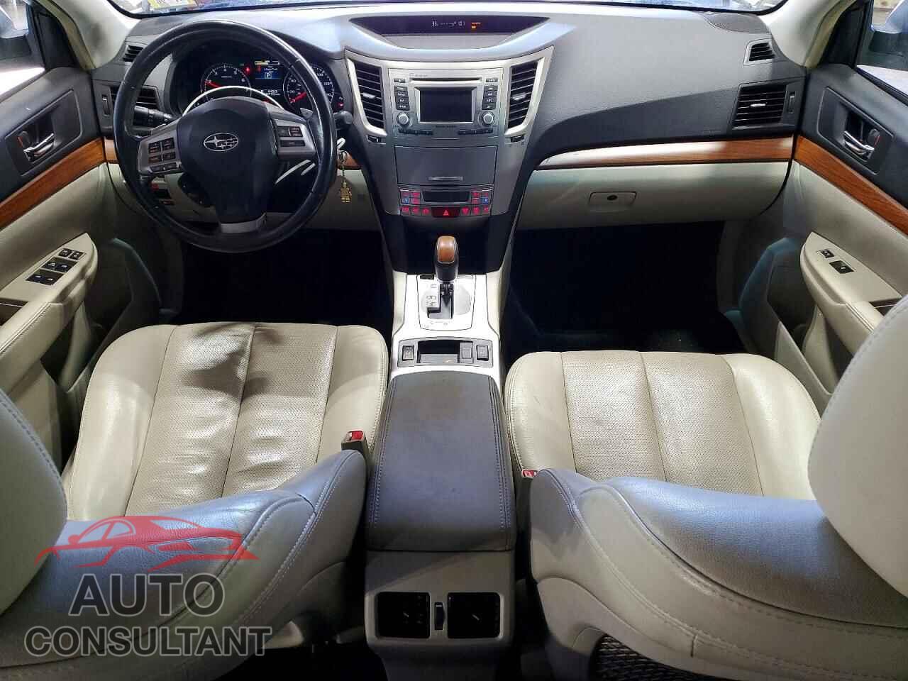 SUBARU OUTBACK 2013 - 4S4BRBKC9D3268093