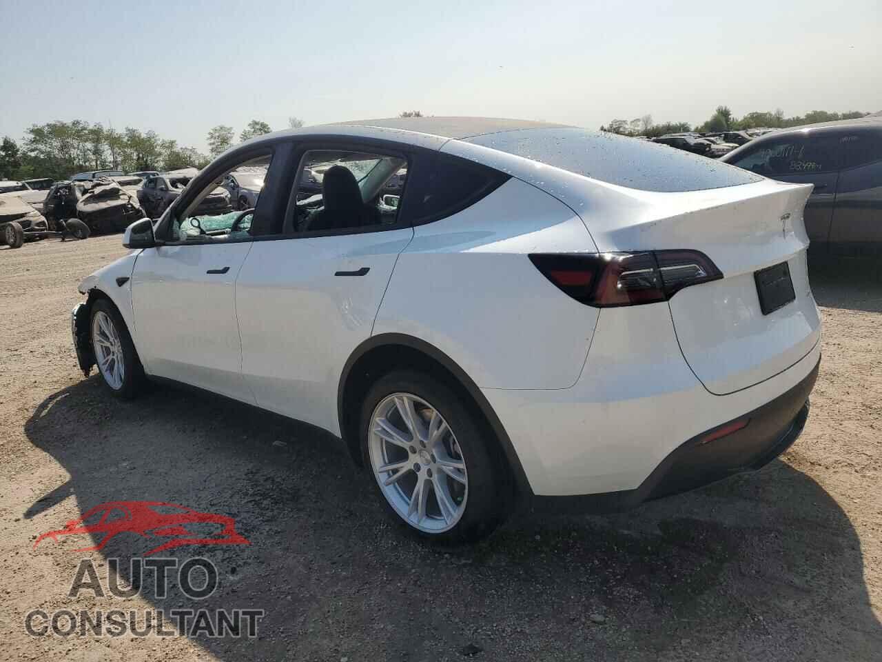 TESLA MODEL Y 2023 - 7SAYGDEEXPF752507