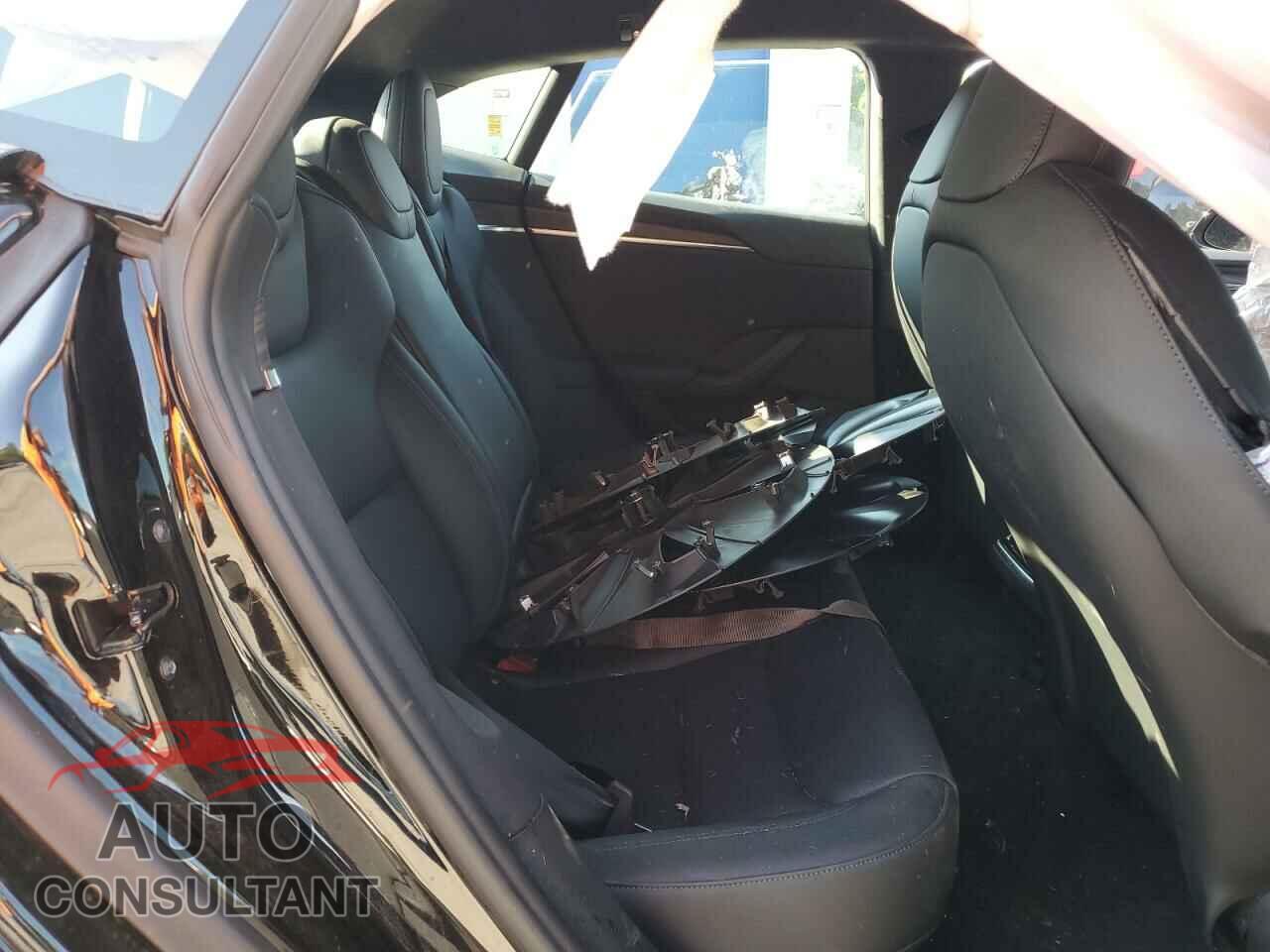 TESLA MODEL S 2022 - 5YJSA1E58NF492849