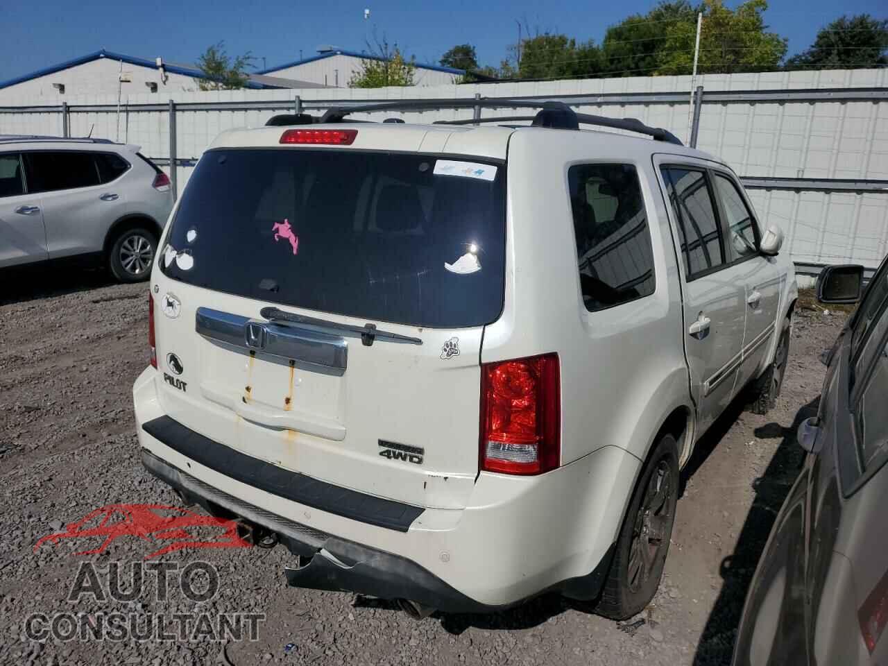 HONDA PILOT 2013 - 5FNYF4H94DB006516