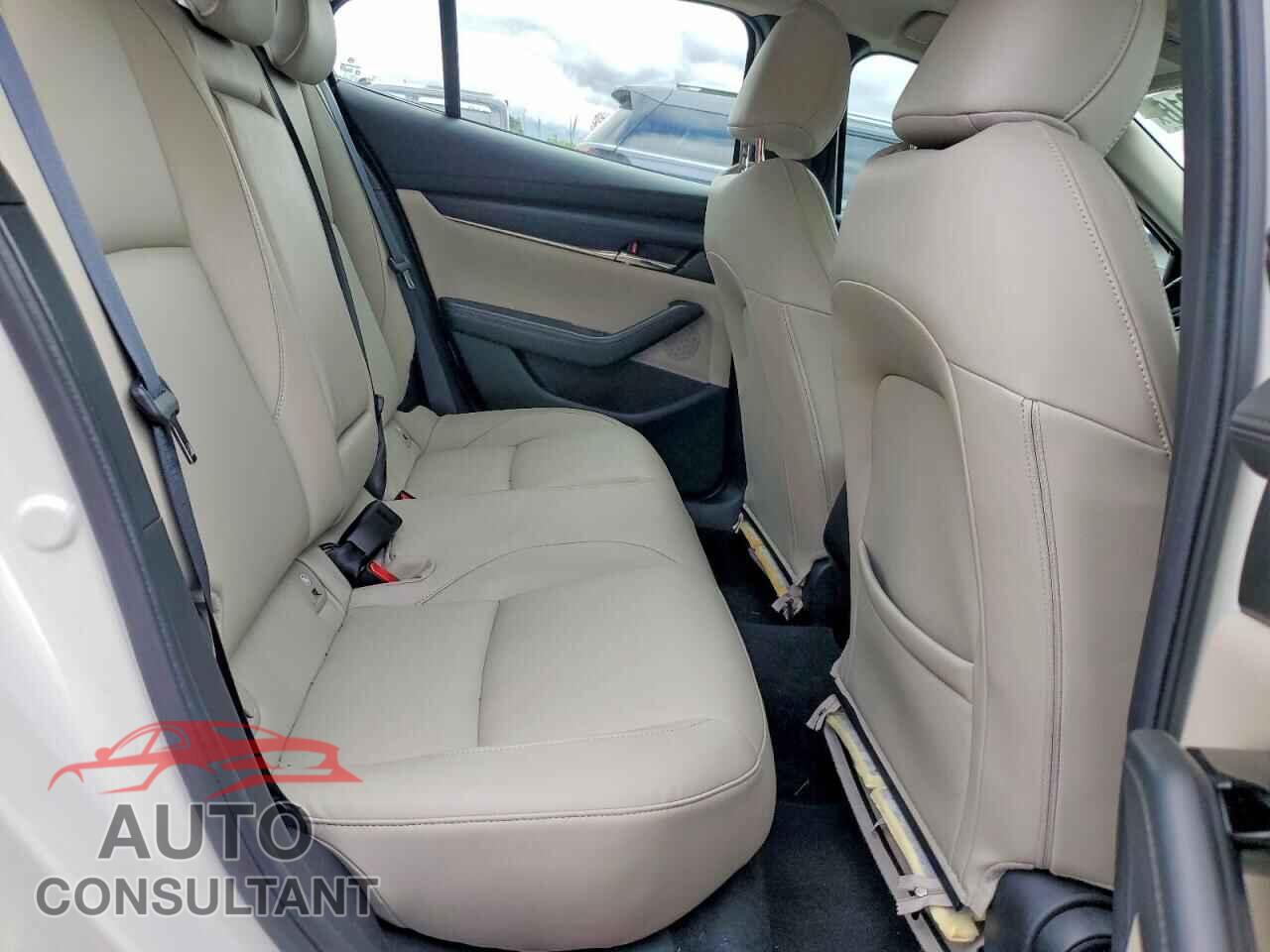 MAZDA 3 2023 - 3MZBPACM4PM376021