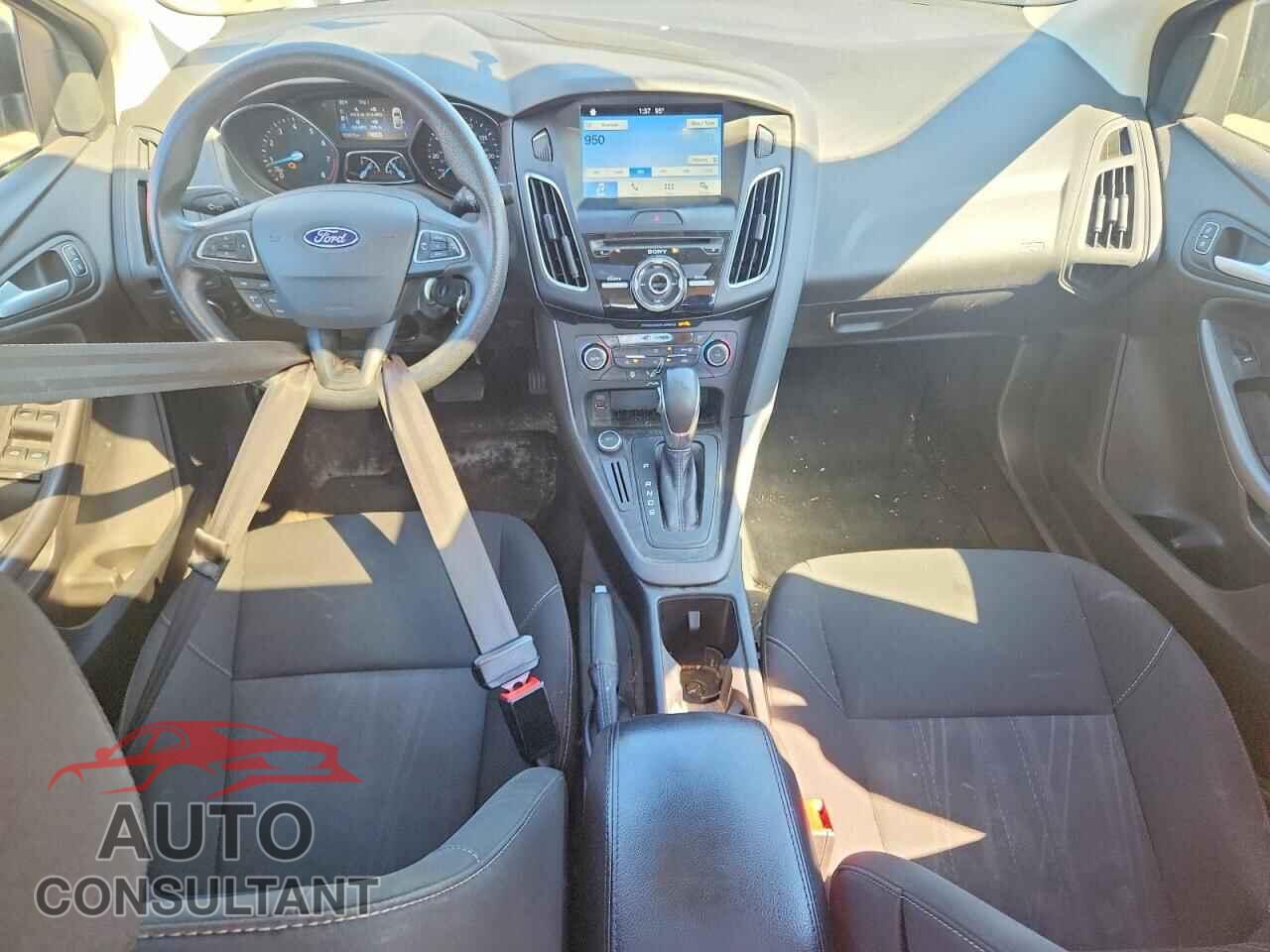 FORD FOCUS 2017 - 1FADP3H28HL295210