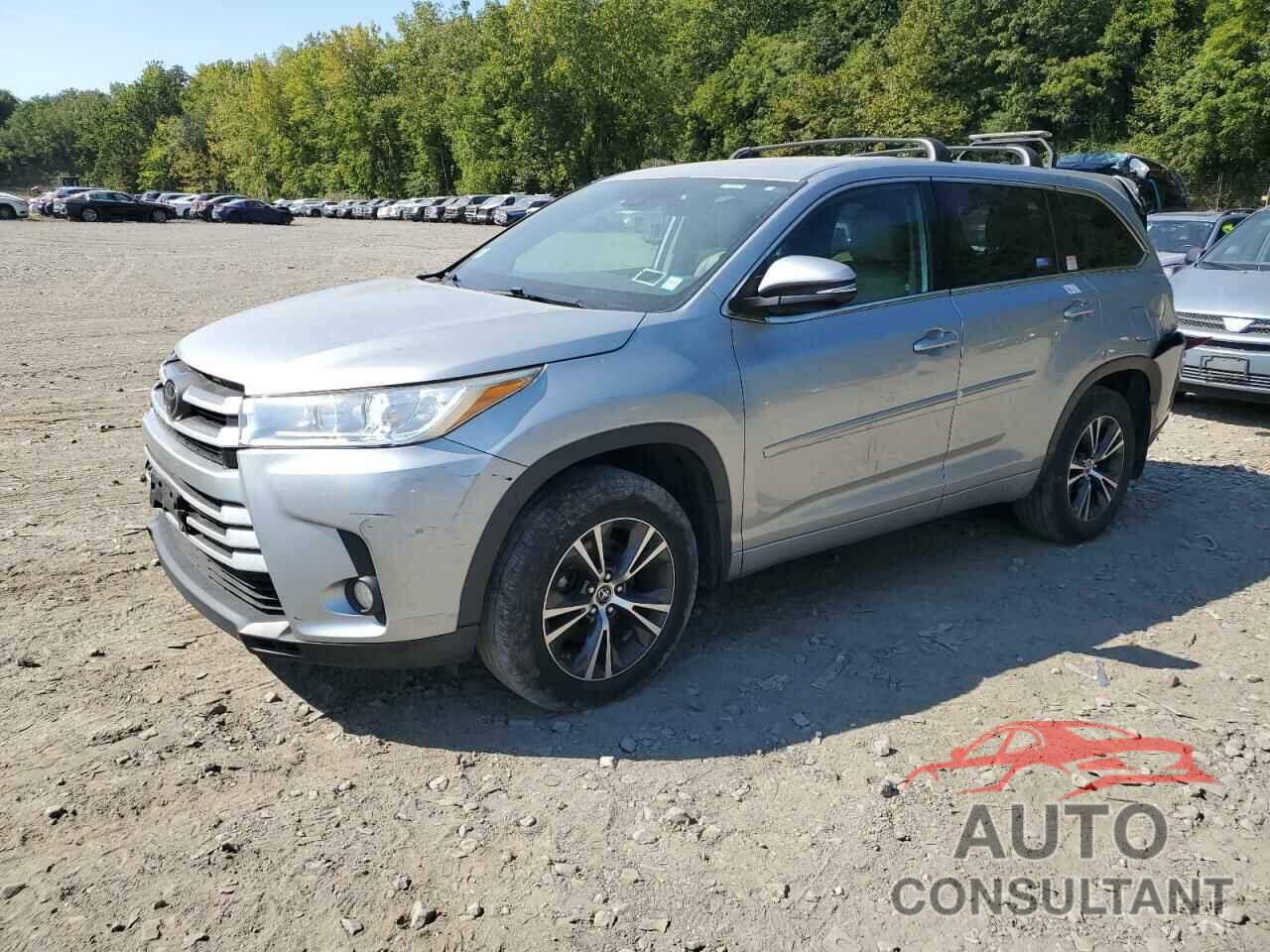 TOYOTA HIGHLANDER 2018 - 5TDBZRFH6JS840735