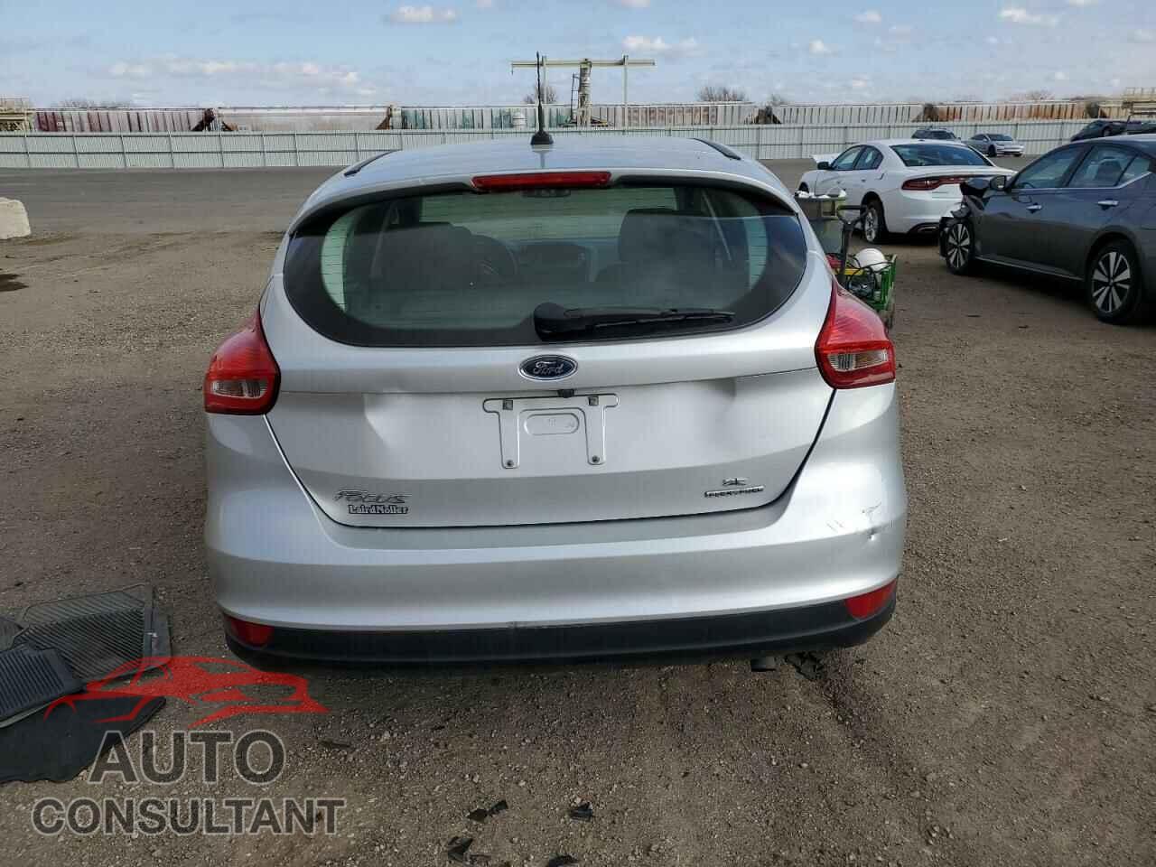 FORD FOCUS 2016 - 1FADP3K20GL310841