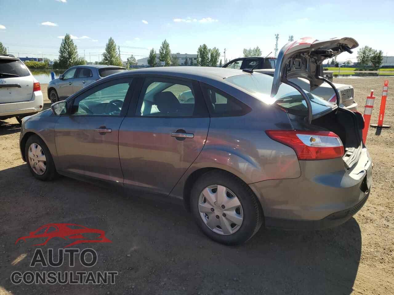 FORD FOCUS 2014 - 1FADP3F21EL140934