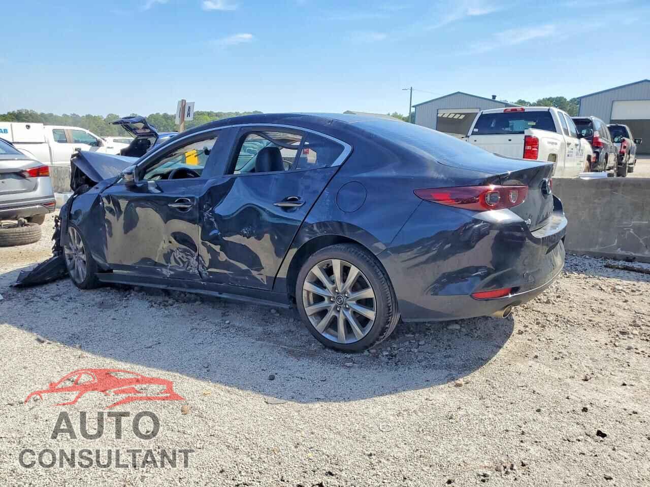 MAZDA 3 2023 - 3MZBPACM4PM359820