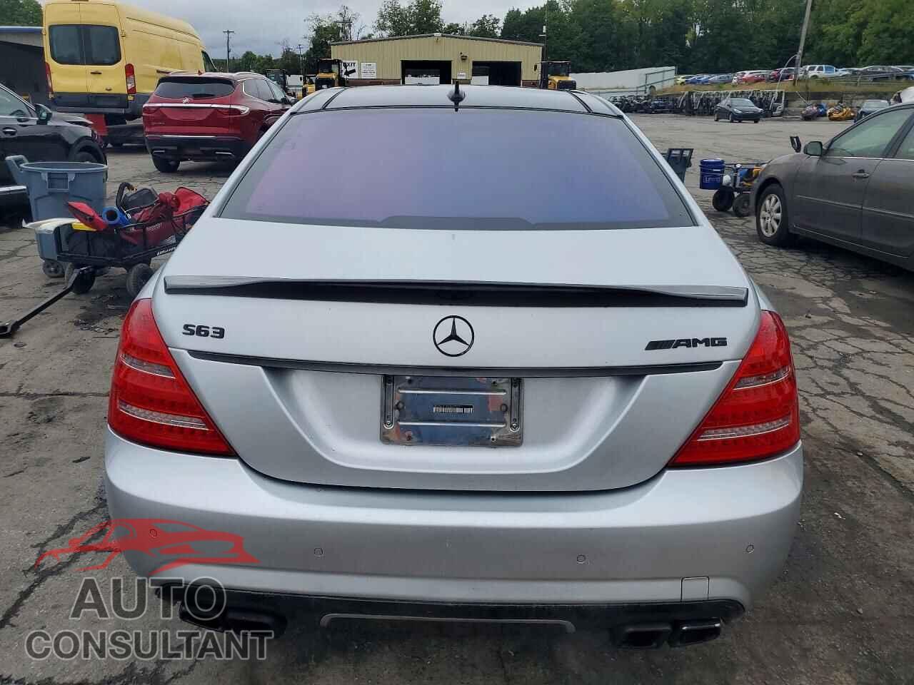 MERCEDES-BENZ S-CLASS 2012 - WDDNG7EB6CA427577