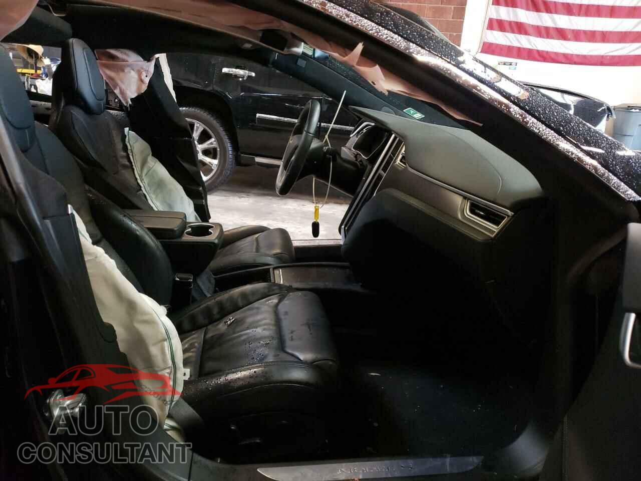 TESLA MODEL S 2017 - 5YJSA1E21HF199014