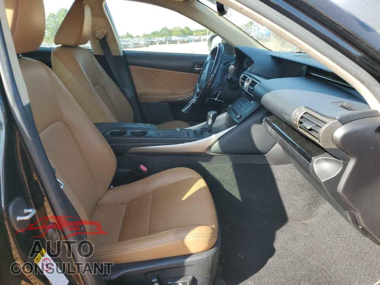 LEXUS IS 2016 - JTHCM1D25G5011123