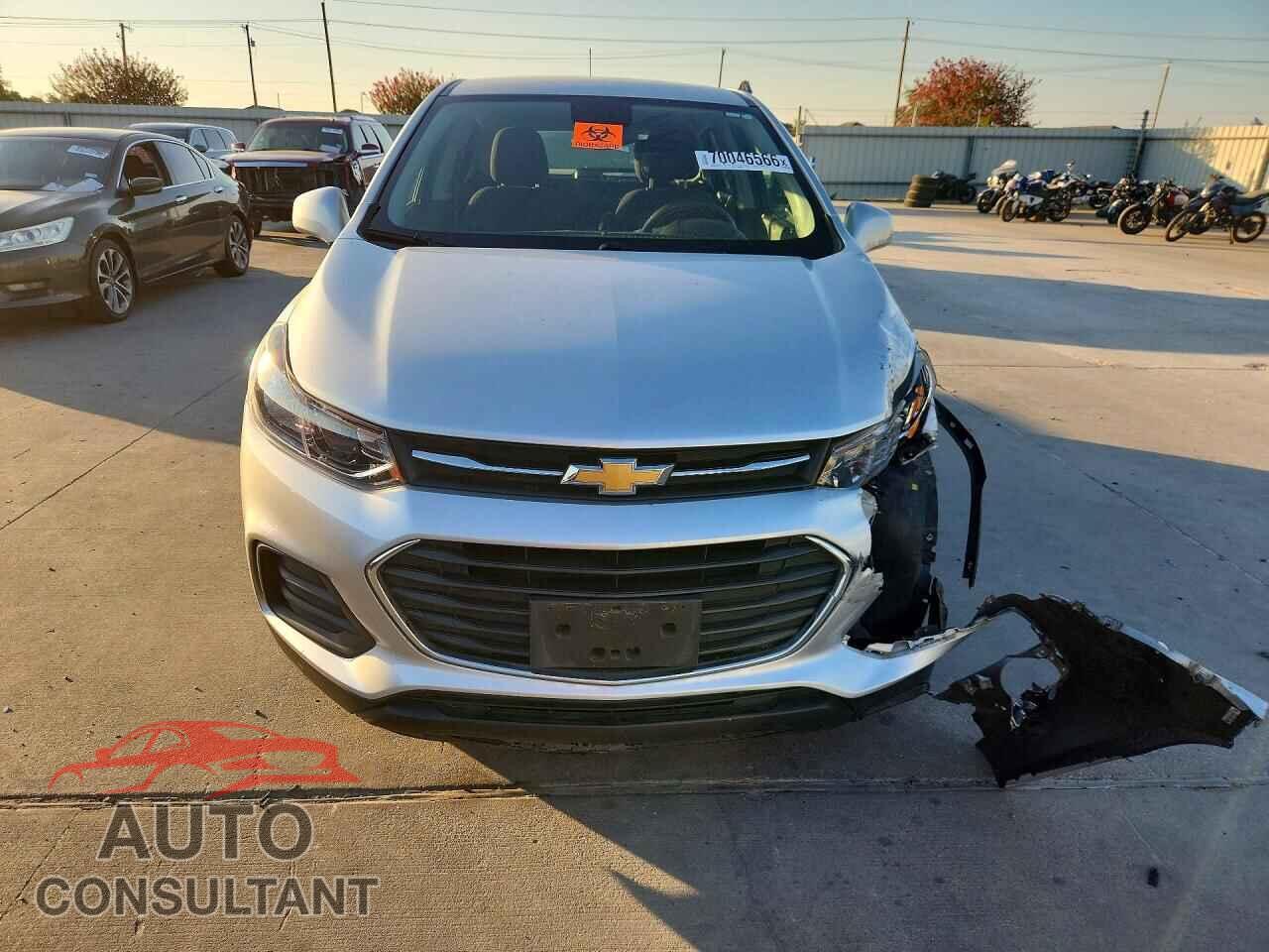 CHEVROLET TRAX 2018 - KL7CJKSB5JB704167