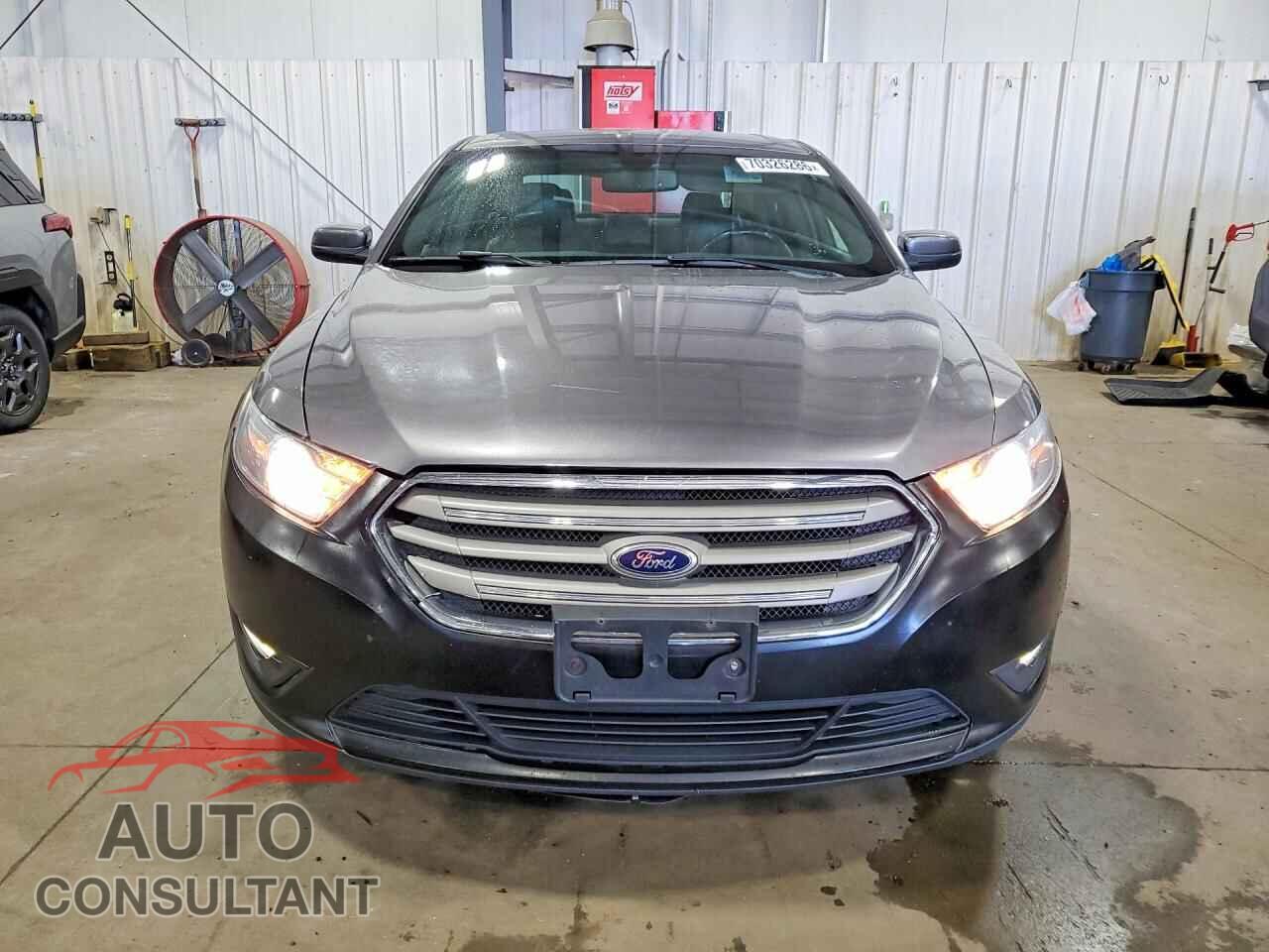 FORD TAURUS 2014 - 1FAHP2H81EG112279