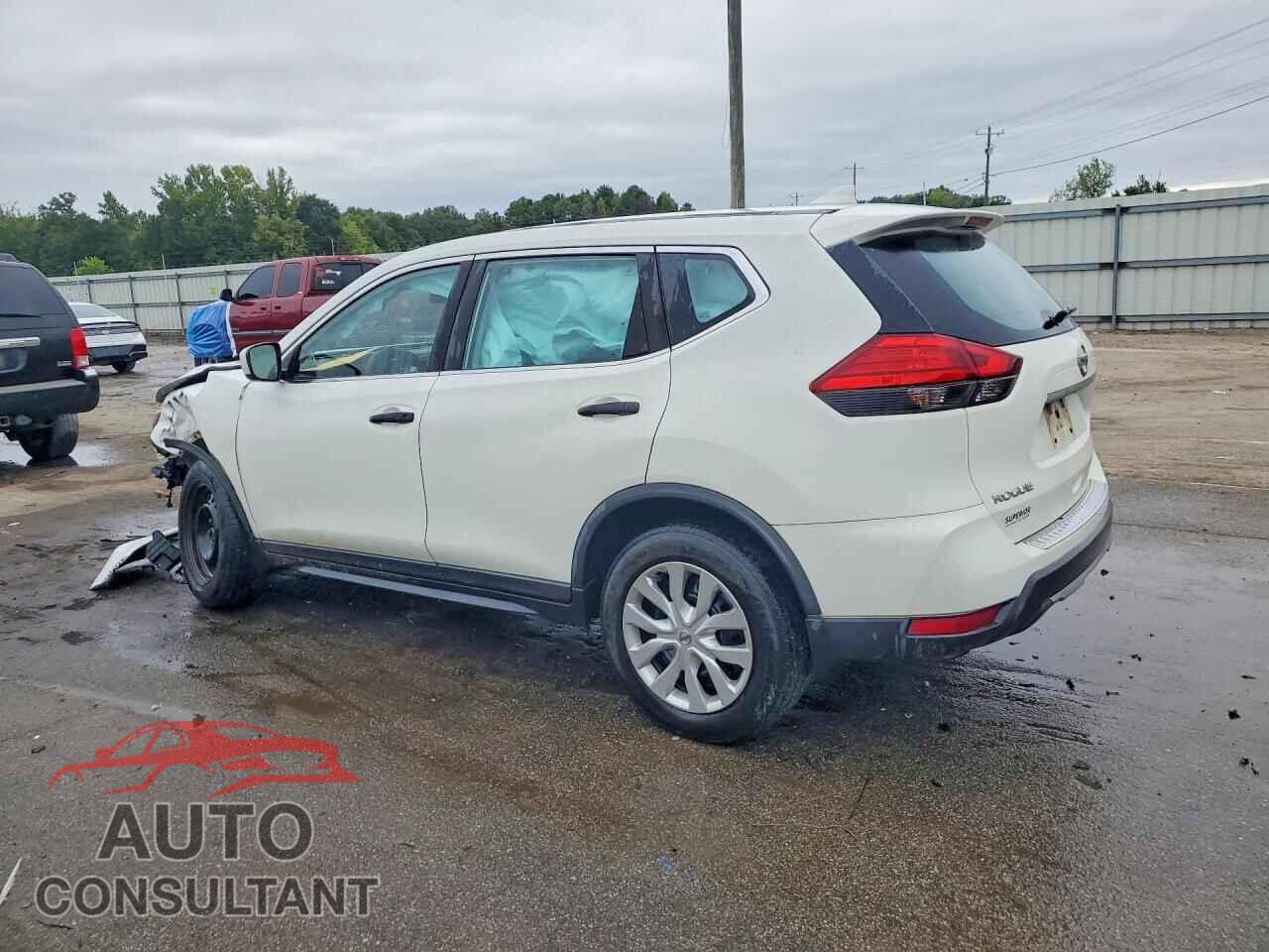 NISSAN ROGUE 2017 - KNMAT2MT8HP596246
