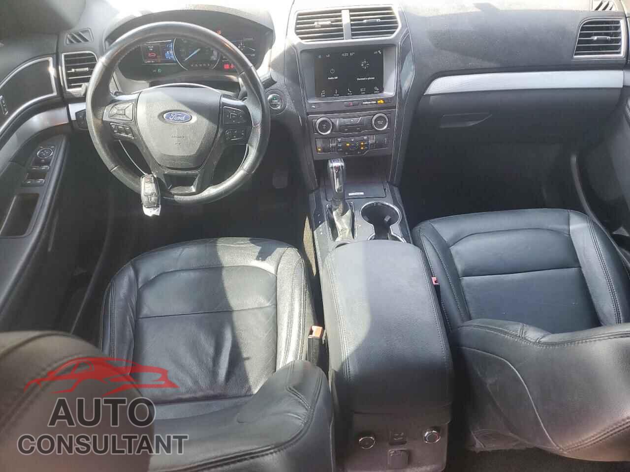 FORD EXPLORER 2017 - 1FM5K7D89HGC83053