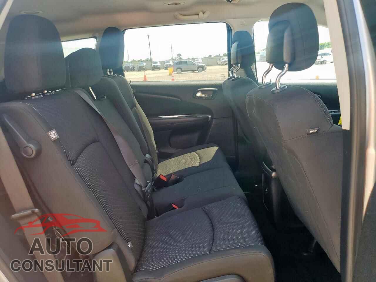 DODGE JOURNEY 2017 - 3C4PDCGG7HT538975