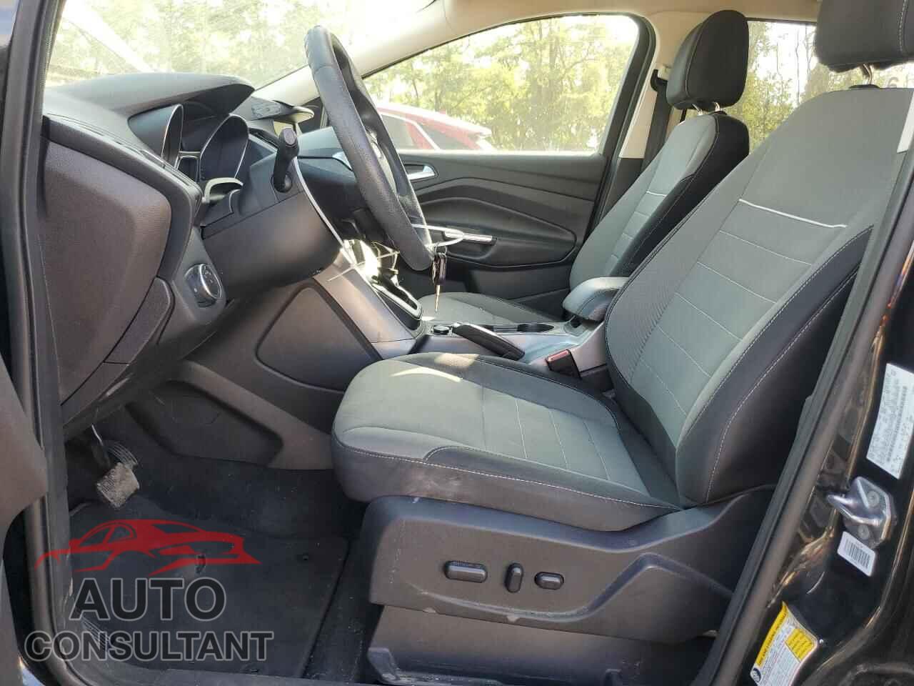 FORD ESCAPE 2015 - 1FMCU9GX5FUC28811