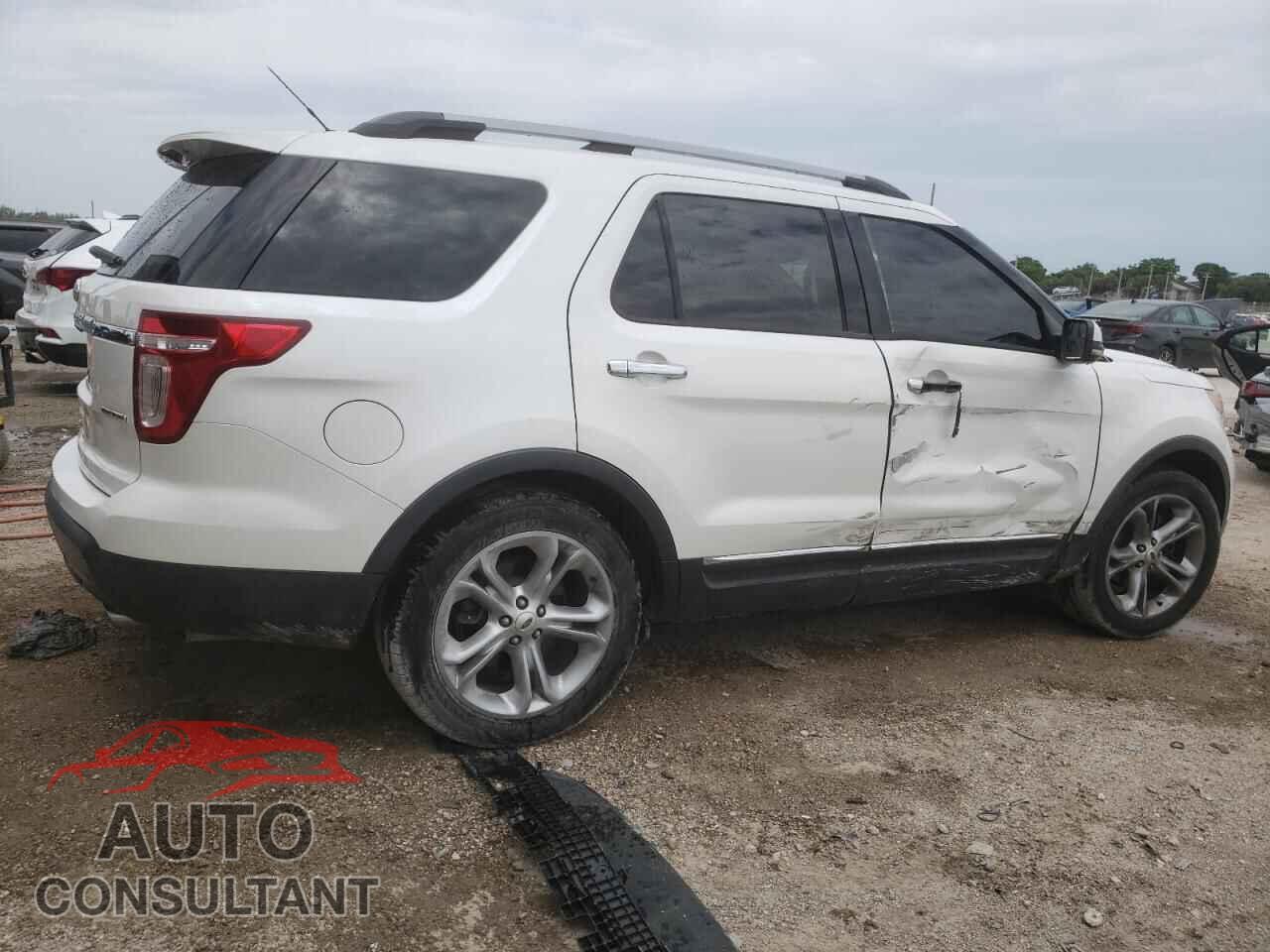 FORD EXPLORER 2013 - 1FM5K7F82DGB00096