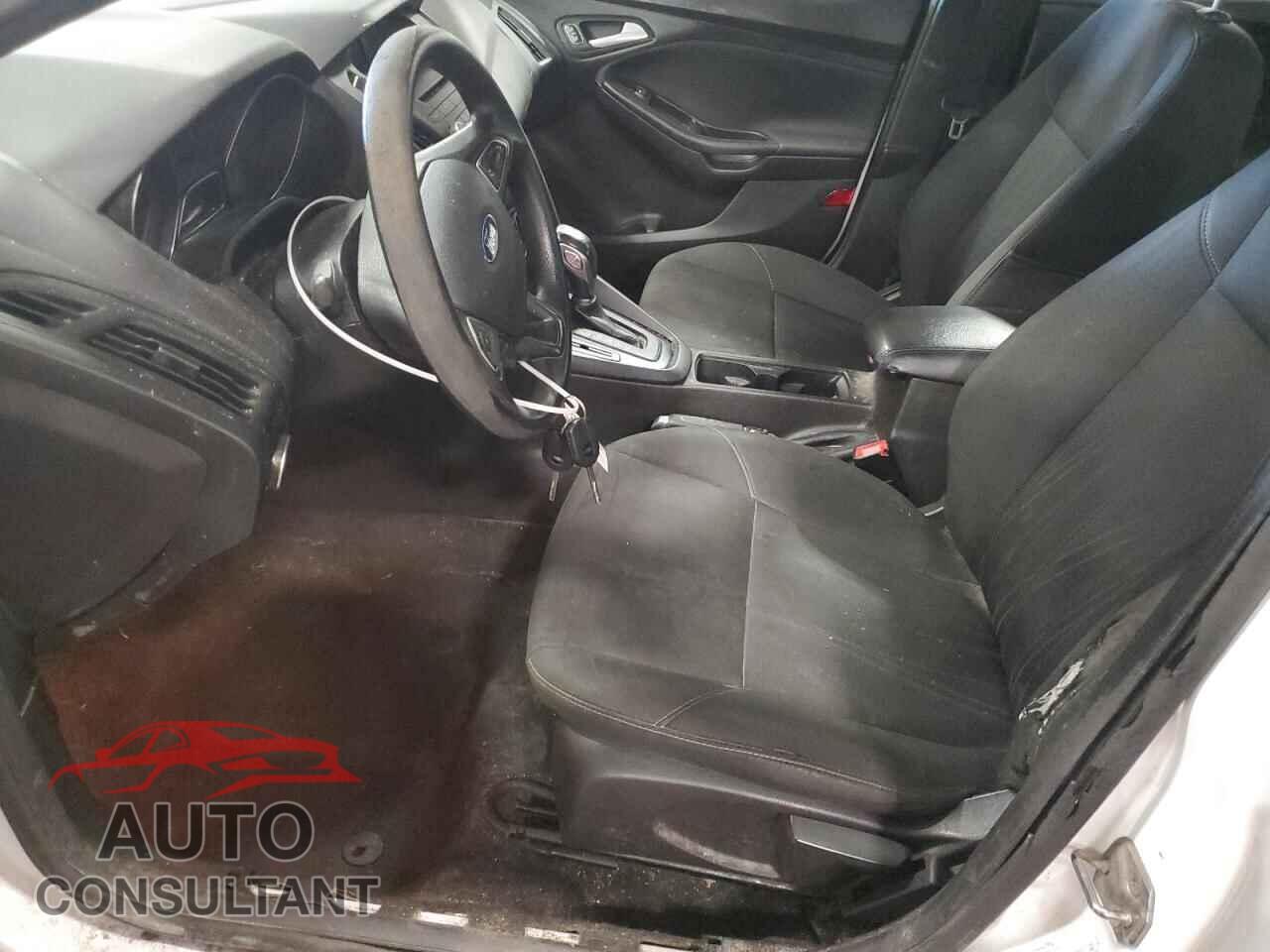 FORD FOCUS 2016 - 1FADP3F21GL316481