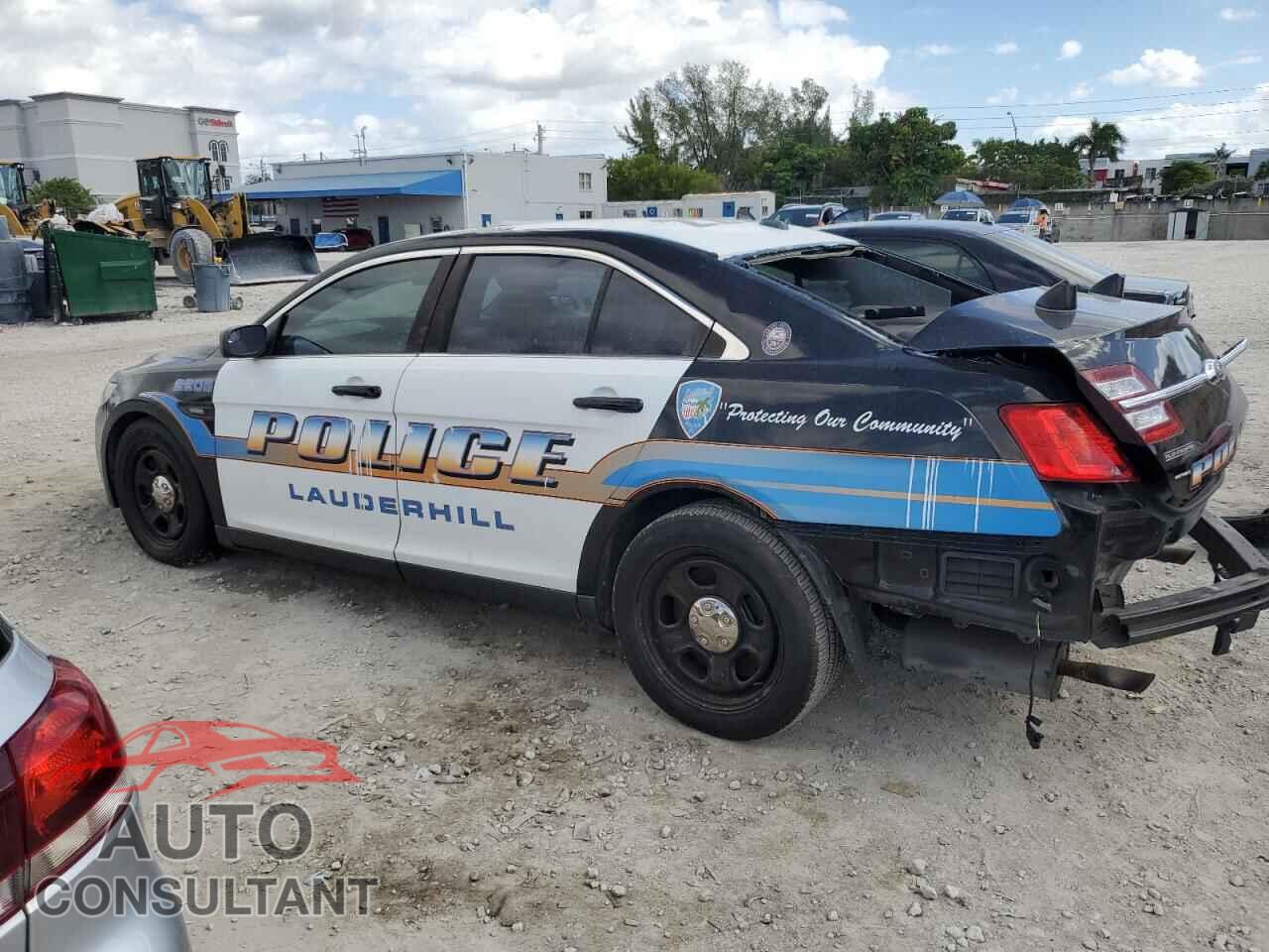FORD TAURUS 2018 - 1FAHP2MK8JG104241