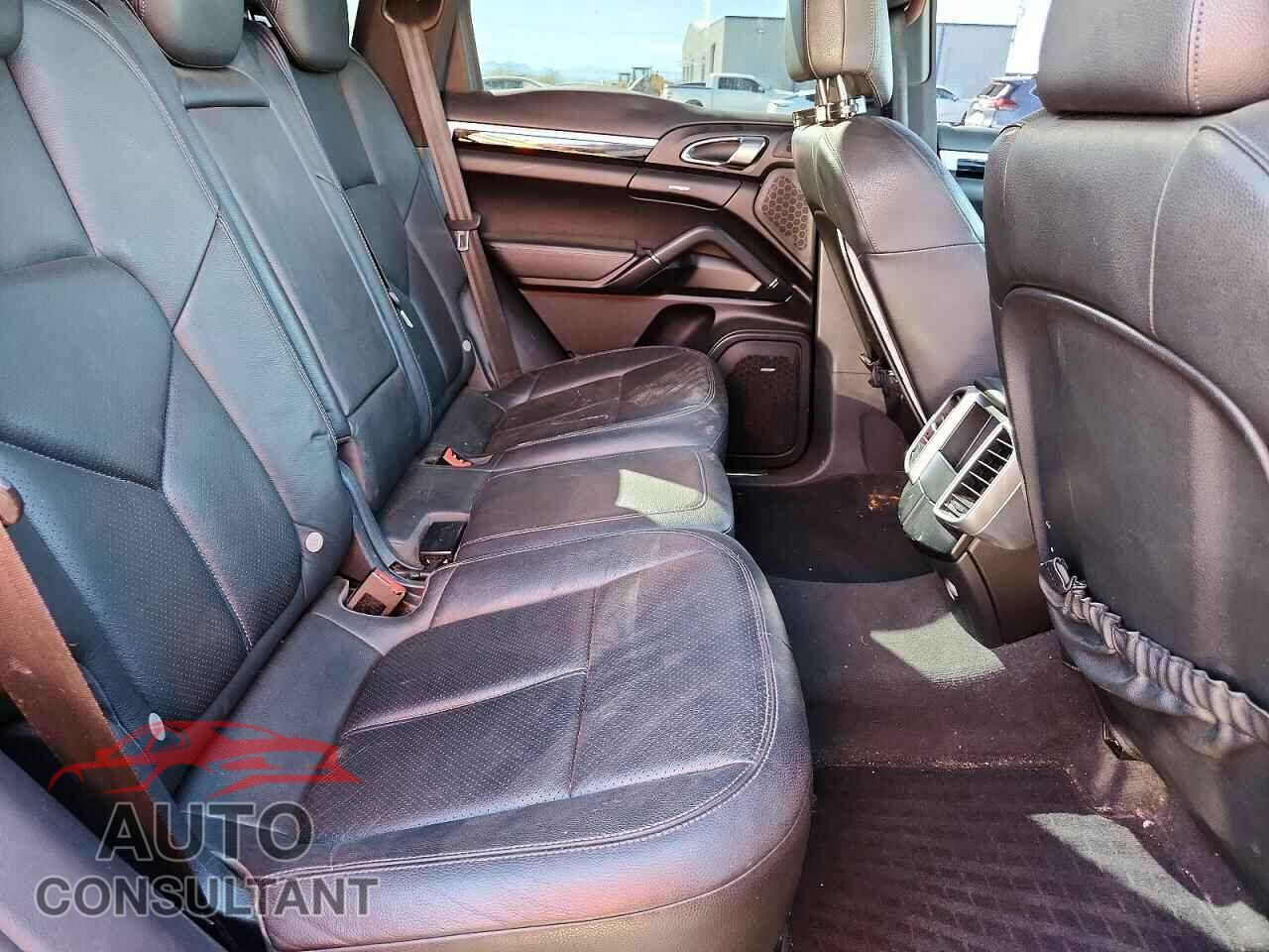 PORSCHE CAYENNE 2014 - WP1AA2A28ELA94324