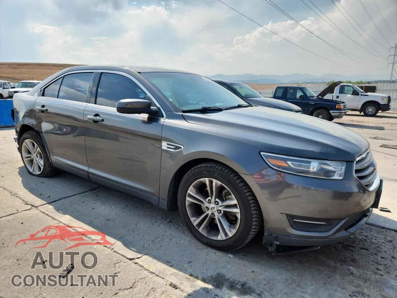 FORD TAURUS 2015 - 1FAHP2E84FG207456