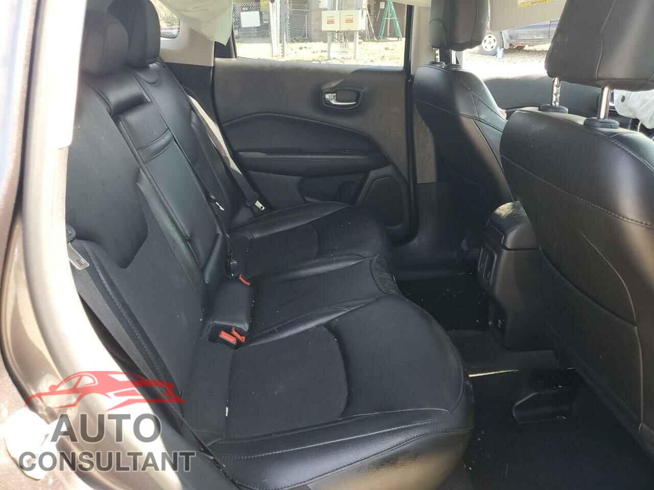 JEEP COMPASS 2020 - 3C4NJDBB5LT157877
