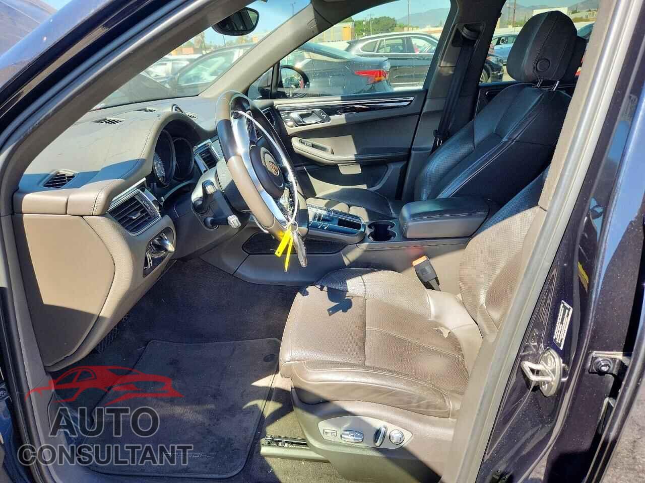 PORSCHE MACAN 2015 - WP1AB2A54FLB60571