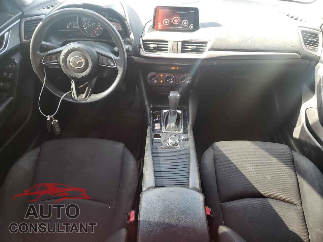 MAZDA 3 2017 - 3MZBN1U70HM135993