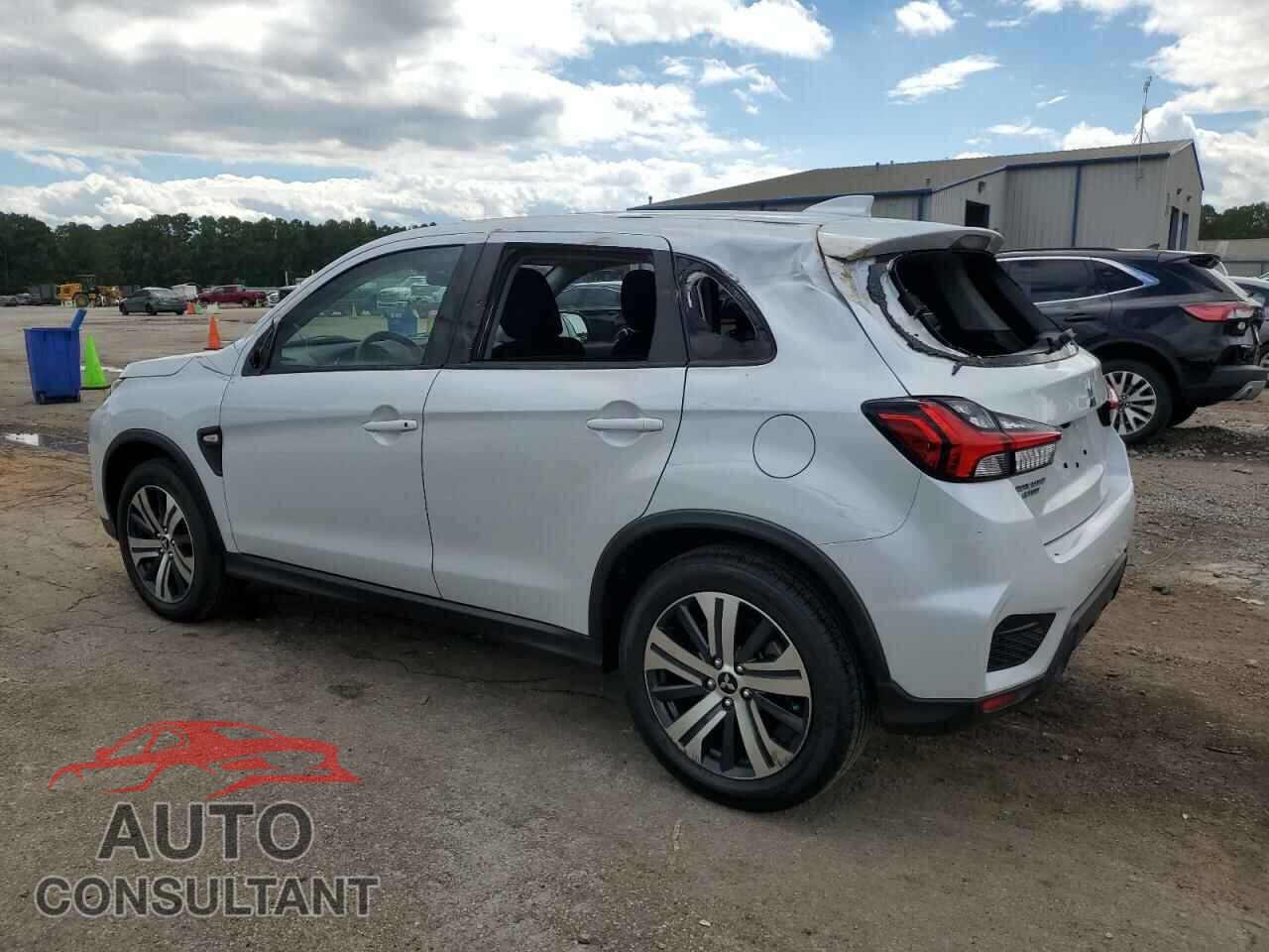 MITSUBISHI OUTLANDER 2023 - JA4ARUAU1PU003473