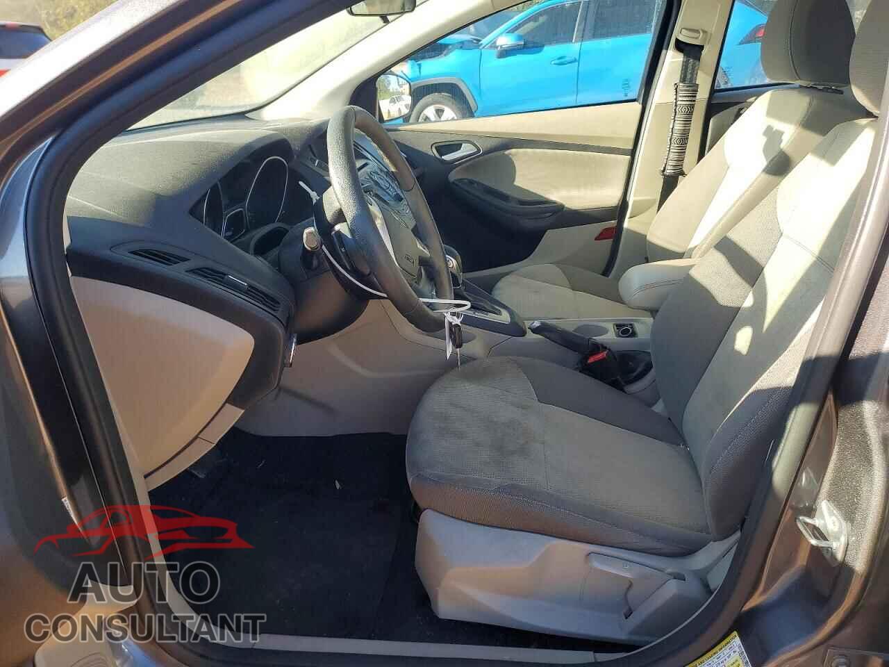FORD FOCUS 2014 - 1FADP3F20EL221973