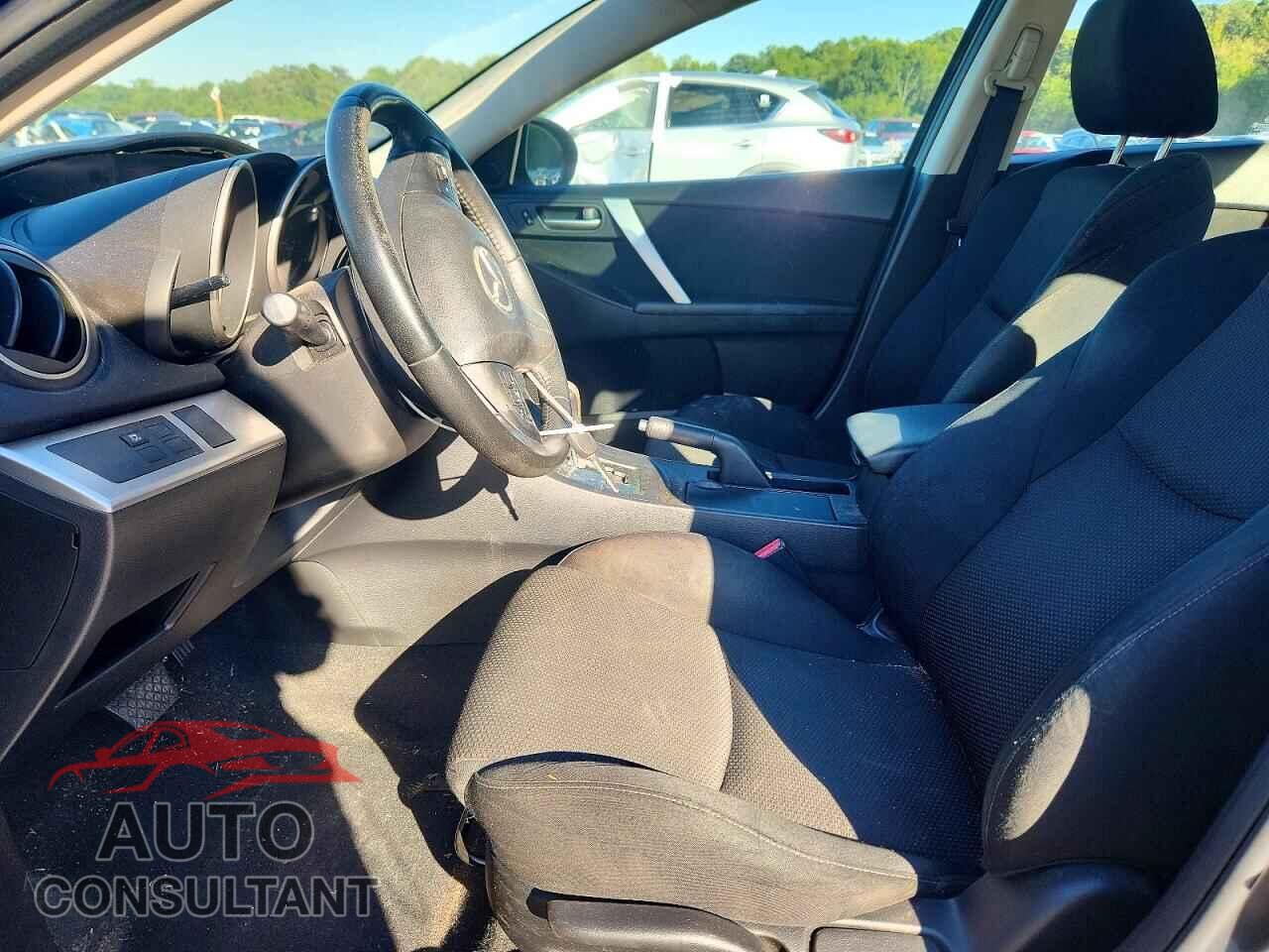 MAZDA MAZDA3 2012 - JM1BL1V62C1505216