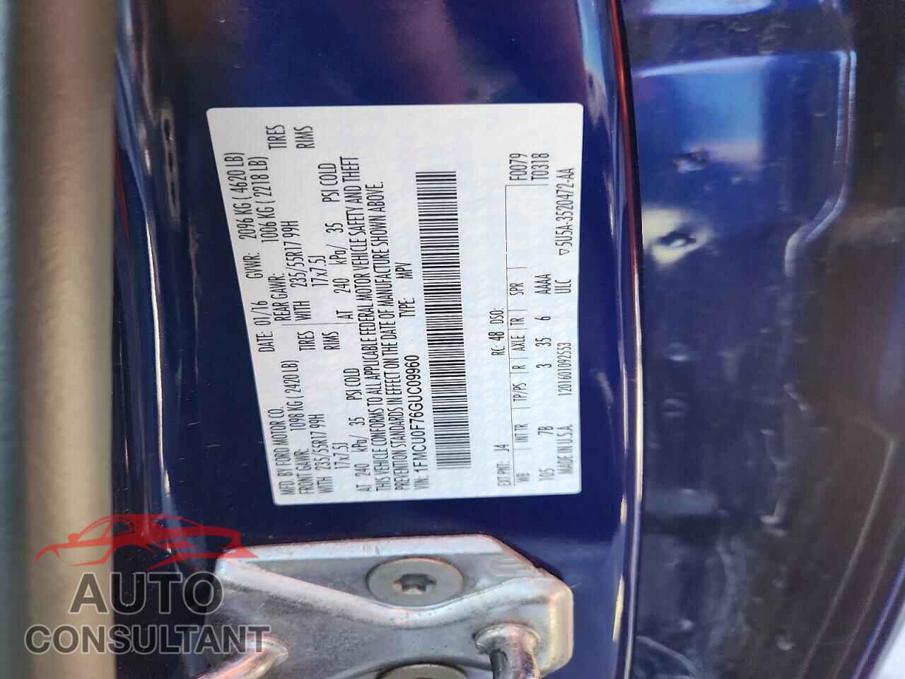 FORD ESCAPE 2016 - 1FMCU0F76GUC09960